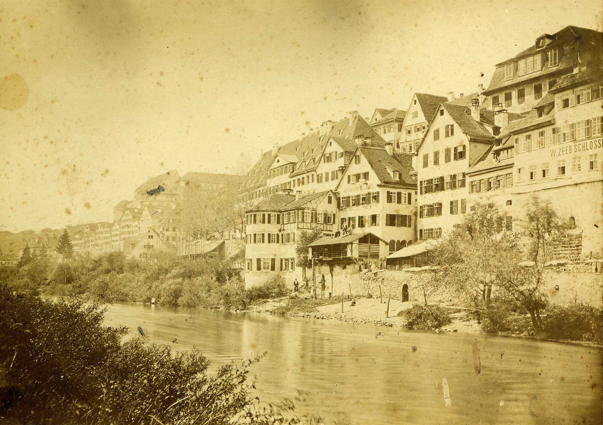 Historische Ansicht des Hölderlinturms kurz vor dem Brand von 1875. Das heute charakteristische Spitzdach ist hier noch nicht vorhanden