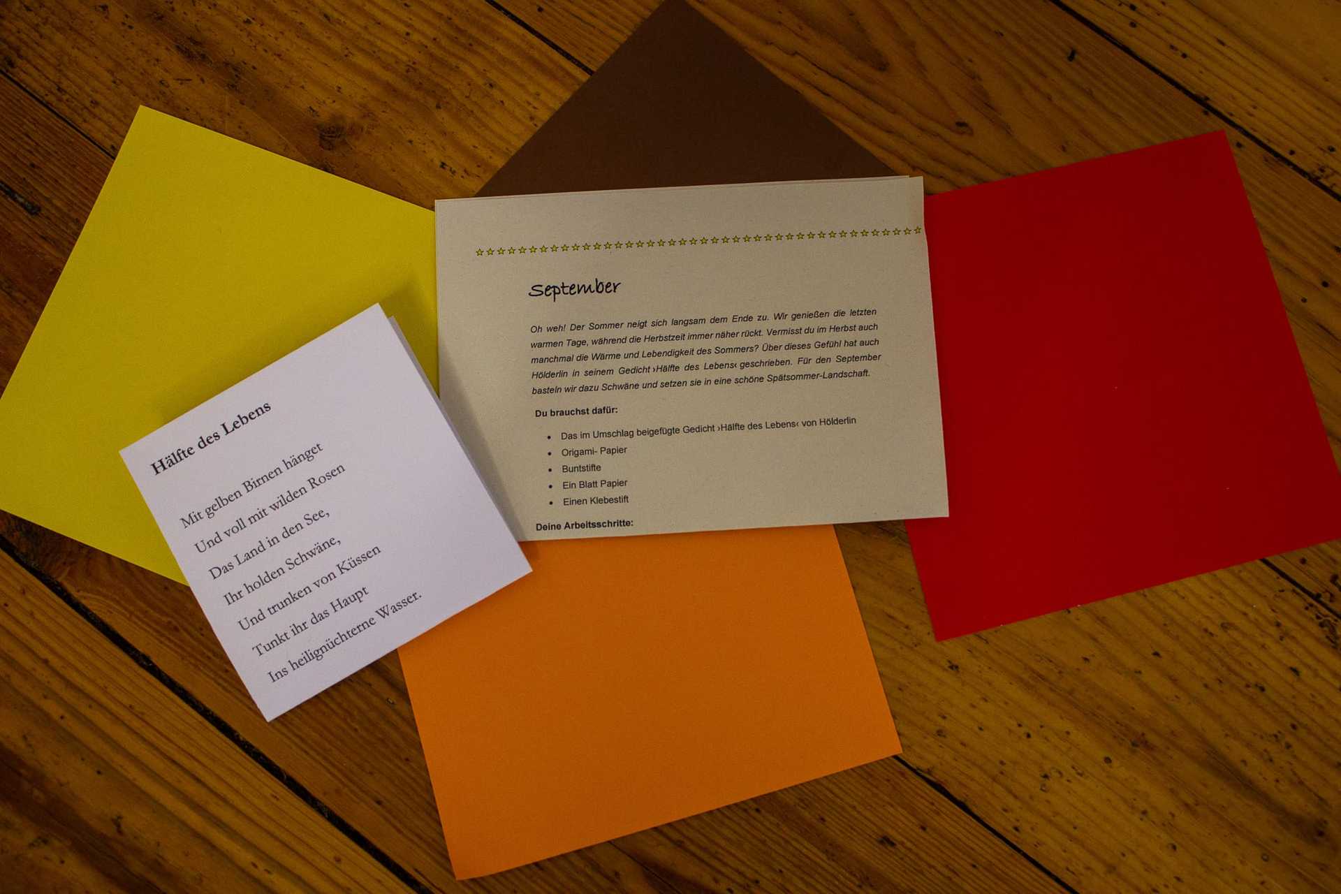 Die Anleitung zum Kalenderblatt mit den Buchstaben S,O,M,M,E,R zum Ausschneiden